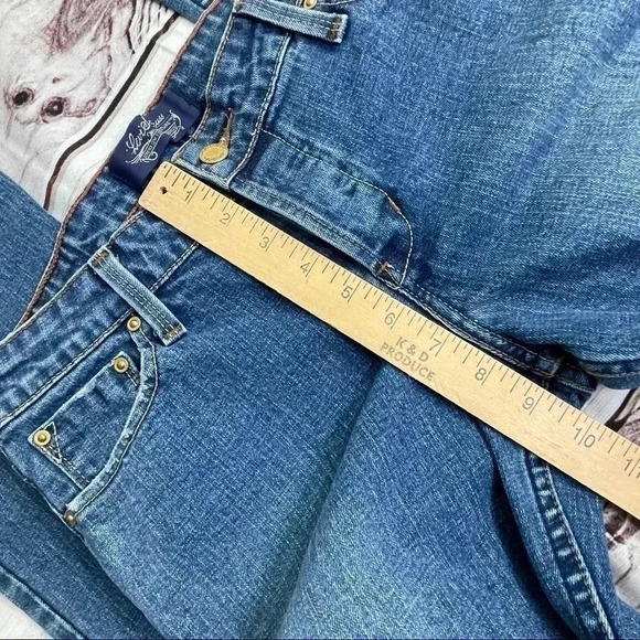 Signature by Levi’s Low Rise Slim Bootcut 7 Jrs - Picture 12 of 16